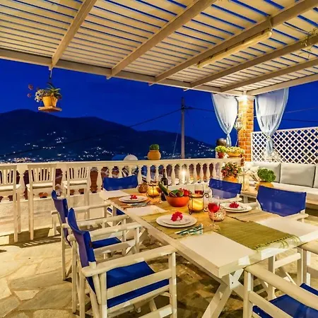 Blue Heaven , Chora Greece Villa